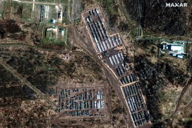 Спутниковые снимки показывают наращивание военной мощи России возле Украины