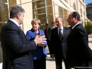 «Да я тебя раздавлю!»: экс-президент Франции рассказал, как Путин угрожал Порошенко