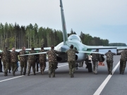 В РФ на границе с оккупированным Донбассом перекроют трассу для посадки истребителей