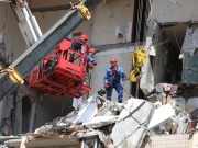 Взрыв в многоэтажке в Киеве: судьба двух человек остается неизвестной