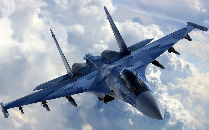 В Сеть попало видео перехвата российским Су-27 американского самолета