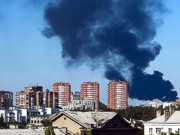 Центр Донецка снова обстреляли