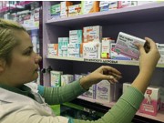 Азаров: Дефицита импортных лекарств в Украине не будет