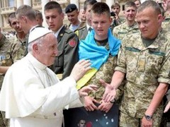 Папа Римский встретился с украинскими военными