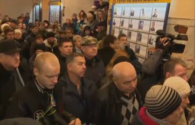 В КГГА ворвалась толпа протестующих: озвучены требования
