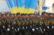 Янукович планирует сократить армию