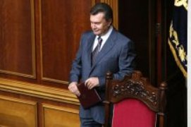 Сегодня Янукович выступит с посланием к Раде