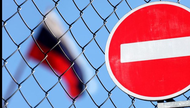 Совет ЕС ввел санкции против 5 организаторов выборов президента РФ в Крыму