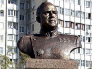 В Одессе ночью обезглавили памятник Ленину и похитили бюст Жукова