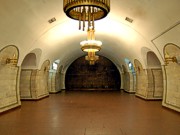 В центре Киева «заминировали» станцию метро
