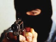ЧП в Ровно: неизвестный в маске стрелял в директора супермаркета