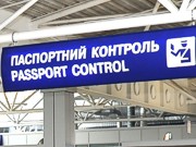 Двум журналистам НТВ на 3 года запретили въезд в Украину из-за скандала на границе