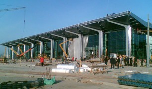 В Харькове временно приостановили реконструкцию аэропорта