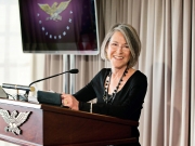 Нобелевскую премию по литературе получила американка Луиза Глюк
