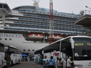 В Японии лайнер Diamond Princess покинут 500 пассажиров
