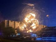 В России военный самолет упал на жилой дом