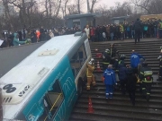 В Москве пассажирский автобус въехал в подземный переход, погибли 5 человек