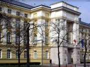 В Польше россиянин запустил БПЛА над зданием правительства