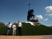 В Киеве торжественно открыли памятник Илье Муромцу