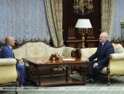 «Слуга народа» поехал в Минск знакомиться к Лукашенко