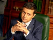 Зеленский ответил на петиции о своей отставке
