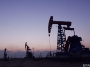 Цена нефти Brent обвалилась ниже $65 за баррель