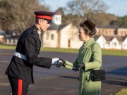 Украинец получил «Международный меч» из рук британской принцессы Анны за успехи в обучении