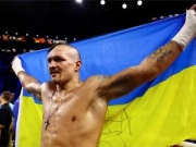 Усик зізнався, що йому пропонували здати бій за гроші