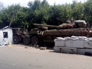 Возле Лисичанска тягач ВСУ разрушил блокпост, есть погибший