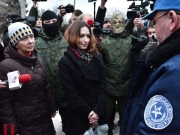 Боевики отпустили двух заложниц