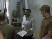 Суд оставил Савченко под арестом