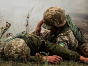 На Донбассе ранен украинский военный