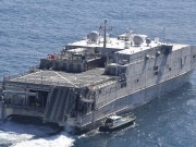 В Черное море направляется транспортно-десантный корабль ВМС США