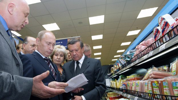 Россия ответила на санкции запретом ввоза продуктов