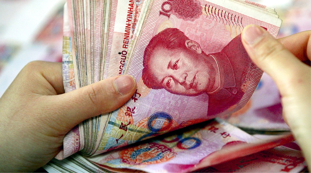 Китайского генерала поймали с тонной наличных денег