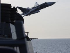 США назвали поведение войск России непрофессиональным и опасным