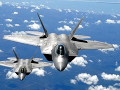 Американские истребители F-22 пролетели над Южной Кореей