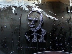Челябинские студенты выстроили своими телами гигантский портрет Путина