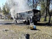 В Донецке снаряды попали в школу и маршрутку: погибли 10 человек, ранения получили — 9