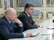 Порошенко рассказал об уничтожении трех танков боевиков