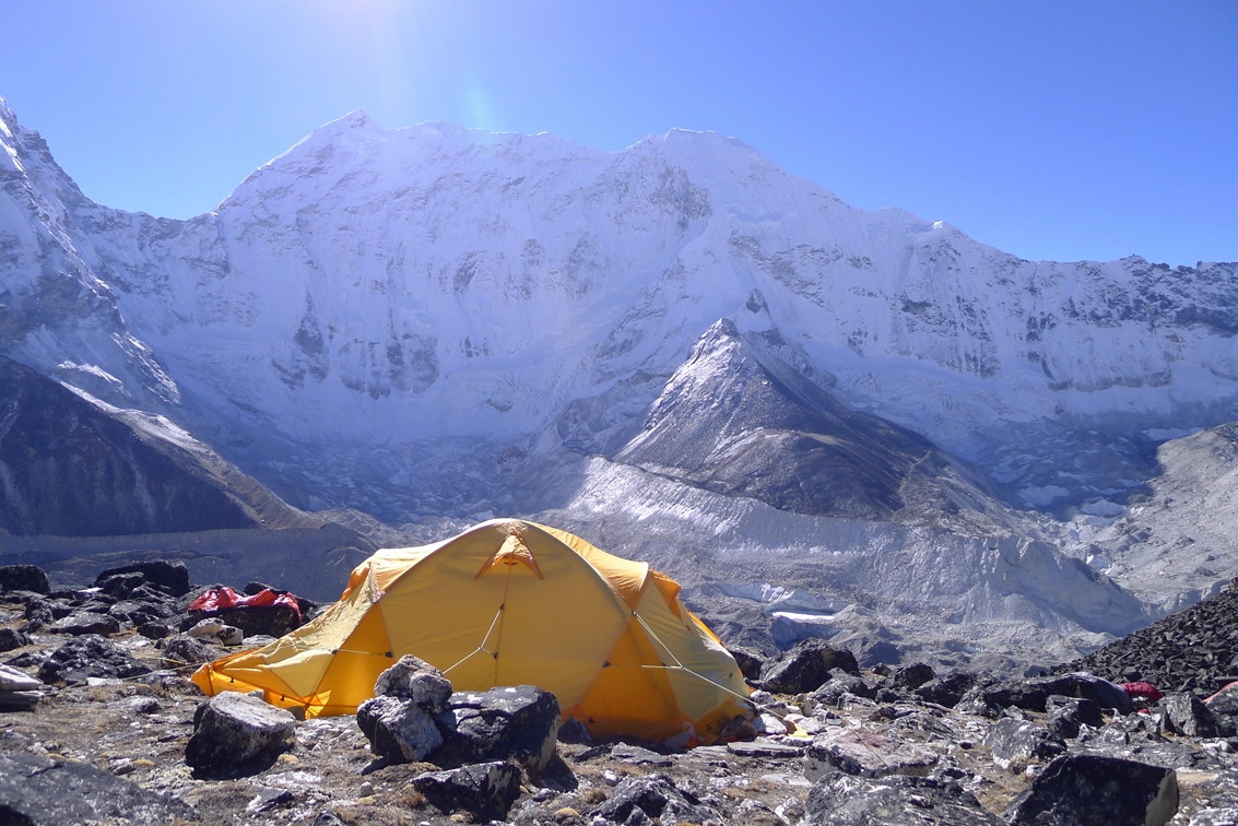 Качественная палатка от компании «Кемпинг» – лучший выбор для похода