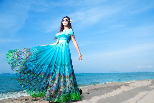 Как правильно выбрать ткань для пошива летнего платья