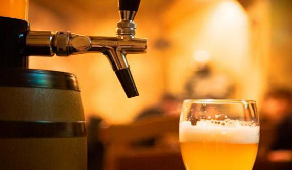Доставка разливного пива: как определить, где заказывать, понять, что вы попробовали качественный напиток