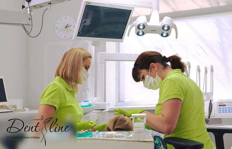Имплантация зубов — как грамотно выбрать клинику?