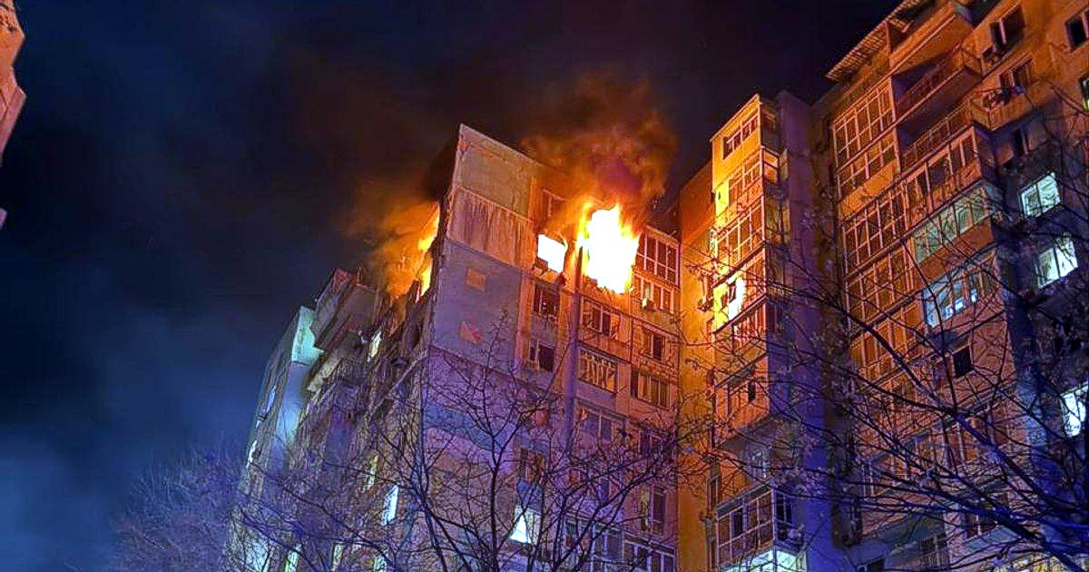 Майже 500 російських дронів за добу
