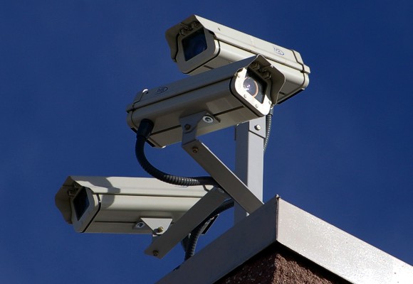 На улицах Киева установят тысячи камер наблюдения