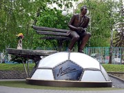 Памятник Лобановскому в Киеве перенесут на видное место