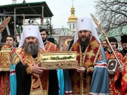 Мощи Георгия Победоносца доставлены в киевский храм Всех Святых