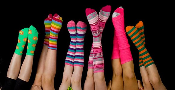 В Украине сегодня проходит акция LOTS OF SOCKS («Разные носки»)