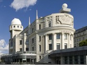 В Австрии набирают учителей в украинскую школу